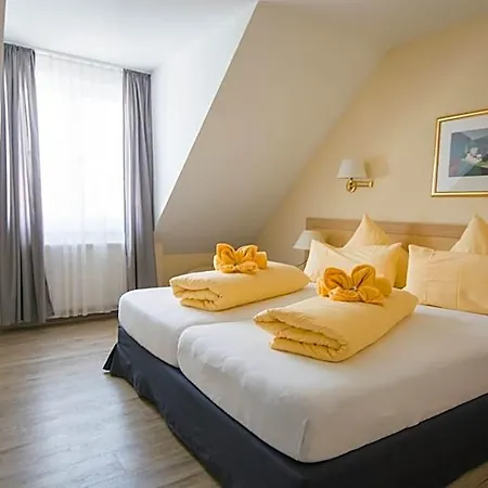 Hotel Hotel&restaurant Mainaublick 3*
