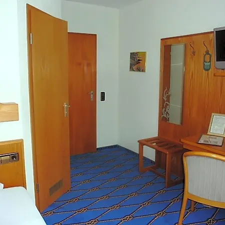 Hotel Hotel&restaurant Mainaublick 3*