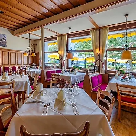 & Restaurant Mainaublick 3*