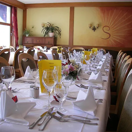 Ξενοδοχείο & Restaurant Mainaublick 3*