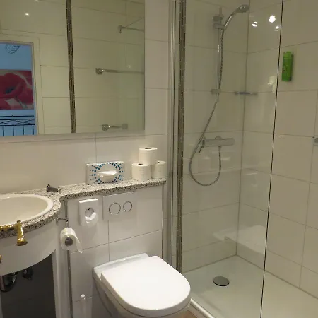 Hotel&restaurant Mainaublick 3*